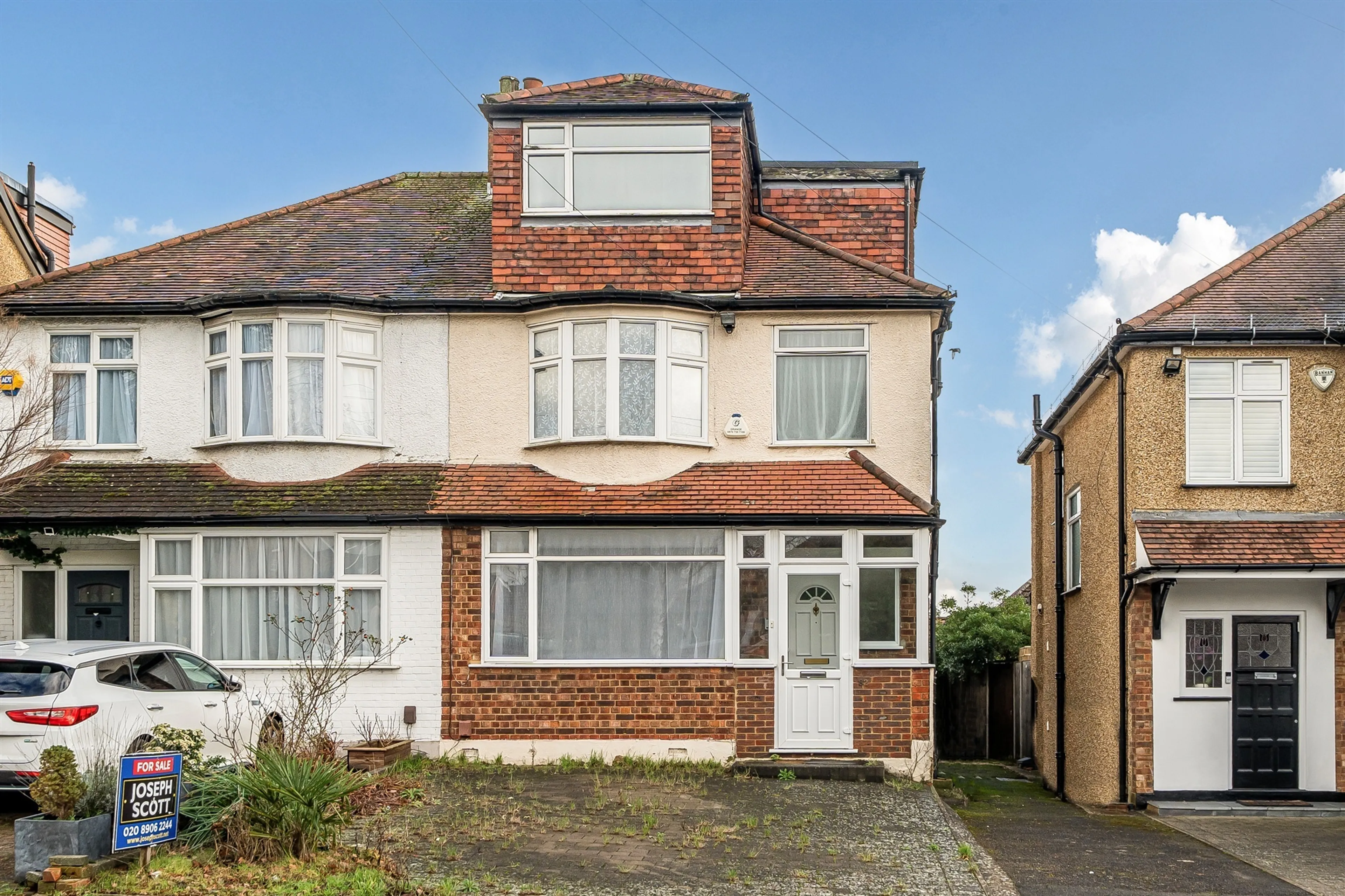 Property at Stoneyfields Lane, Edgware