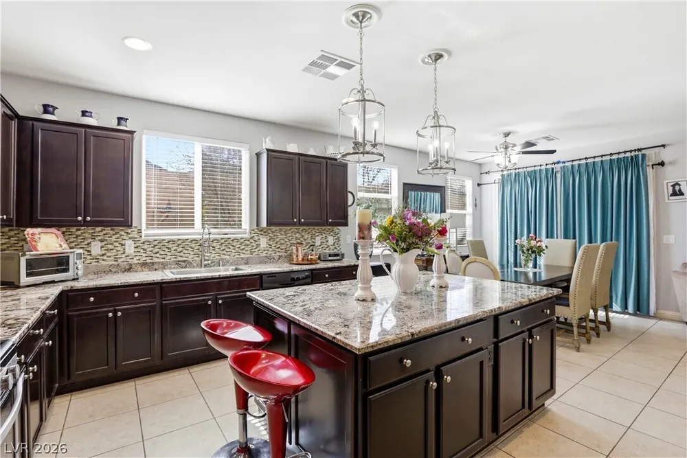 10593 Hamdem Ave, Las Vegas, NV 89129-6445