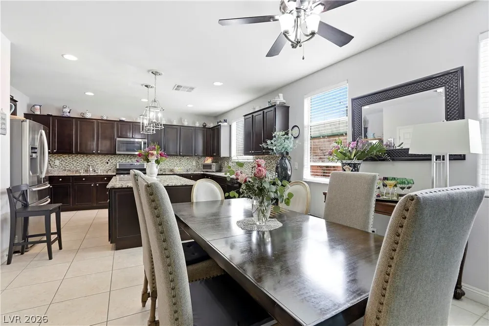 10593 Hamdem Ave, Las Vegas, NV 89129-6445