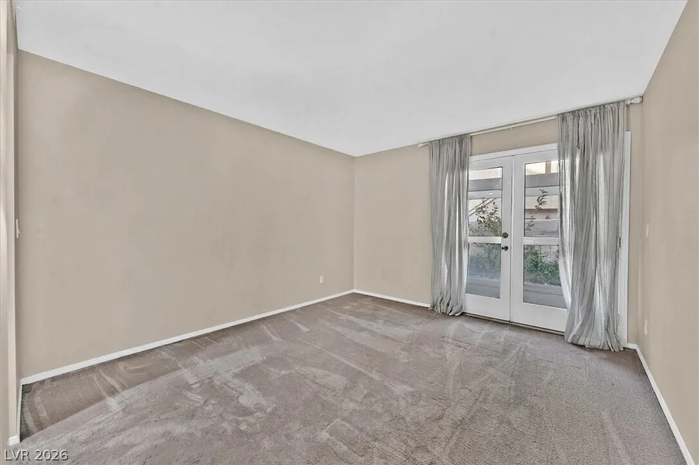 2701 Ferrin Rd, Las Vegas, NV 89117