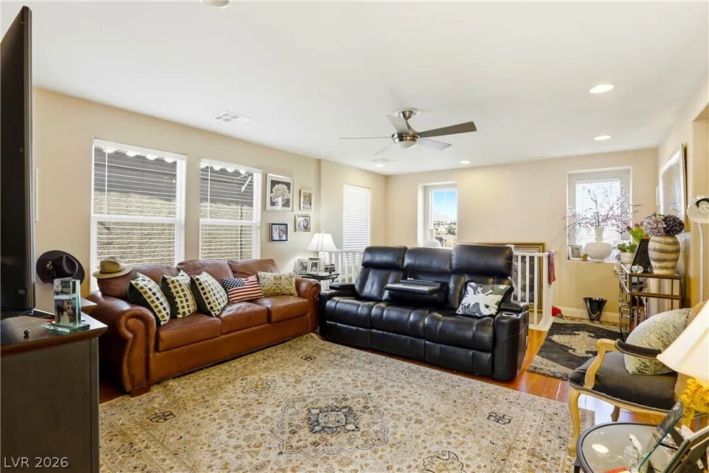 10593 Hamdem Ave, Las Vegas, NV 89129-6445