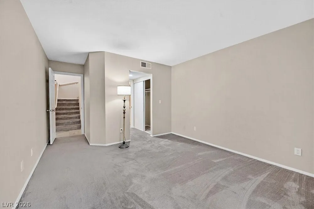 2701 Ferrin Rd, Las Vegas, NV 89117
