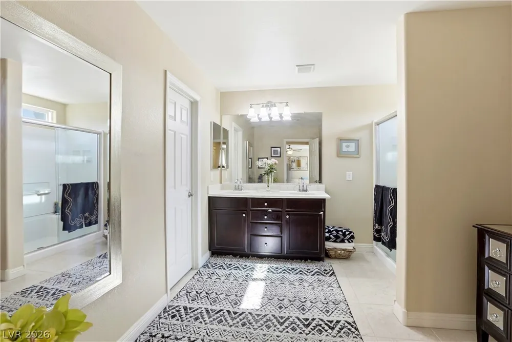 10593 Hamdem Ave, Las Vegas, NV 89129-6445