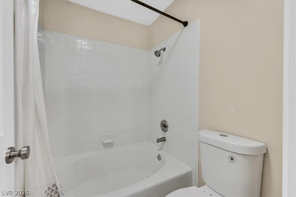 2701 Ferrin Rd, Las Vegas, NV 89117