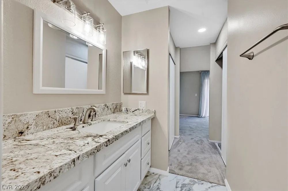 2701 Ferrin Rd, Las Vegas, NV 89117
