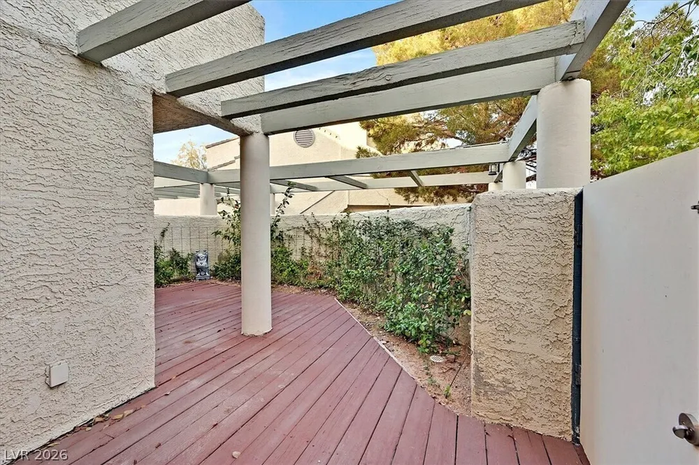 2701 Ferrin Rd, Las Vegas, NV 89117