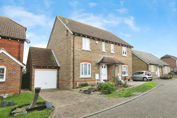 Mansfield Drive, Iwade, Sittingbourne...