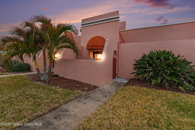 756 S Orlando Ave, Cocoa Beach, FL 32931