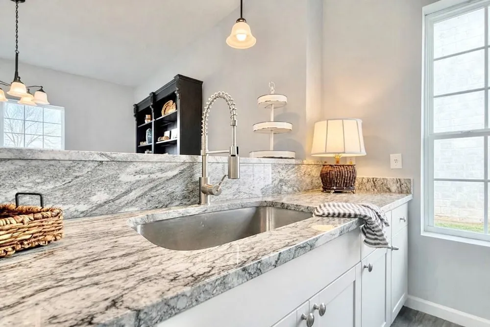 429 N Glenwood Ave, Dalton, GA 30721
