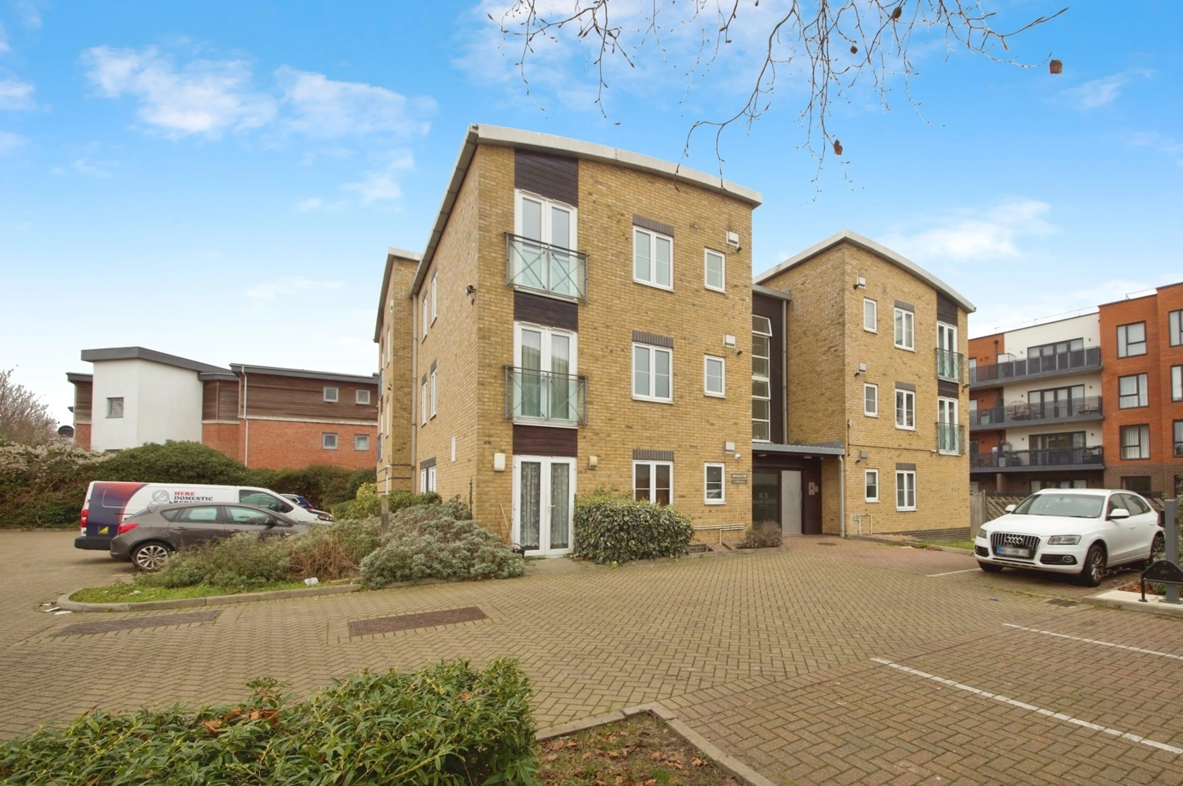 Property photo 0