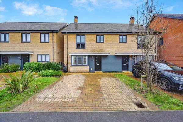 Colosseum Drive, Houghton Regis, Duns...