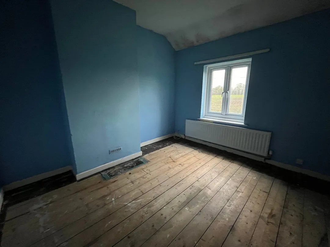 https://mr0.homeflow-assets.co.uk/files/photo/image/46750/0857/_x_/54328755.jpg