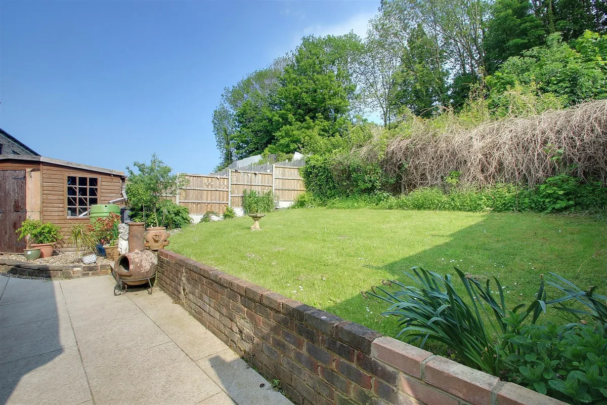 Rucklers Lane, Kings Langley