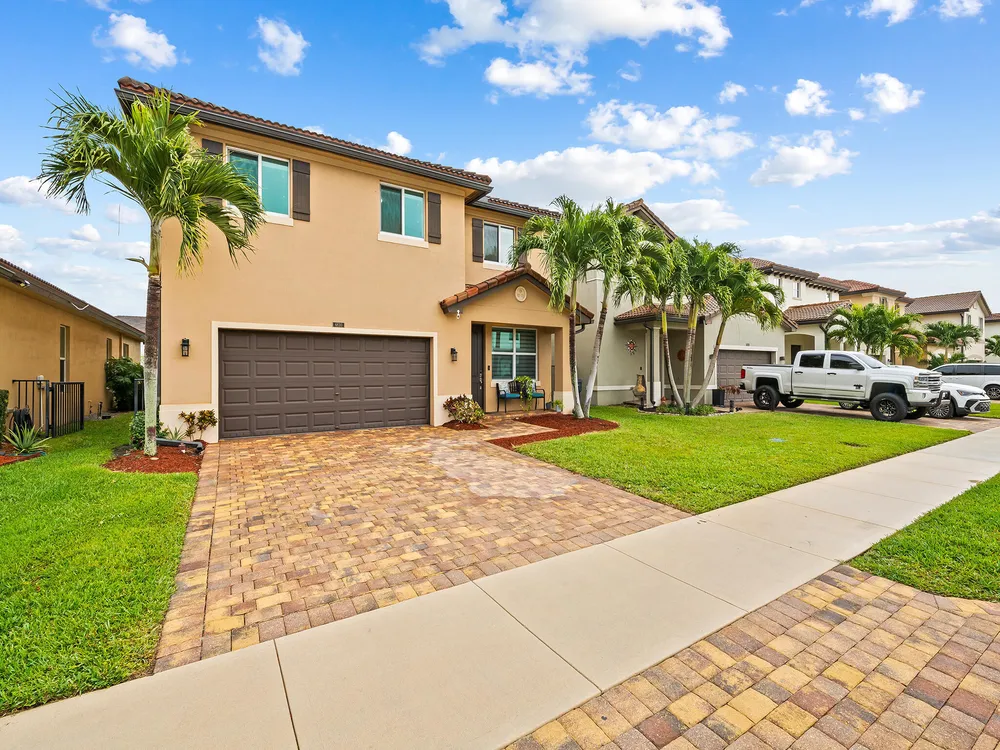 6830 Langdon Way, Lake Worth Beach, FL 33463