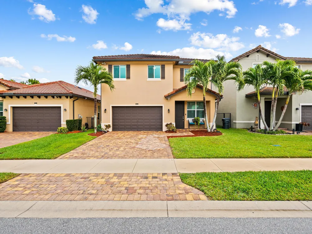 6830 Langdon Way, Lake Worth Beach, FL 33463