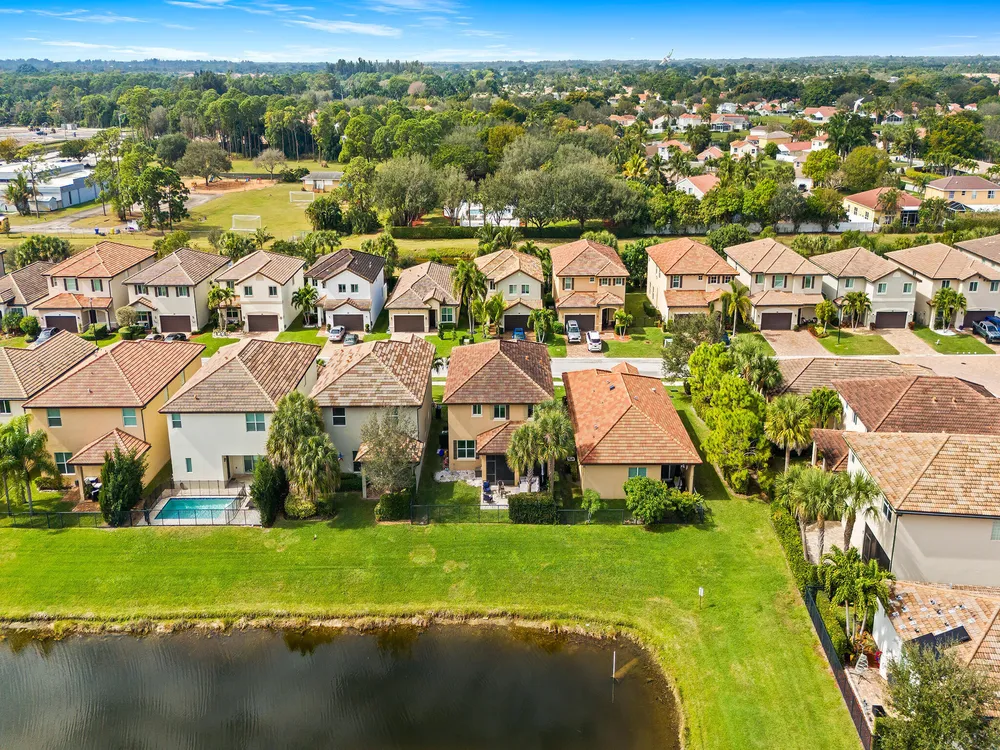 6830 Langdon Way, Lake Worth Beach, FL 33463