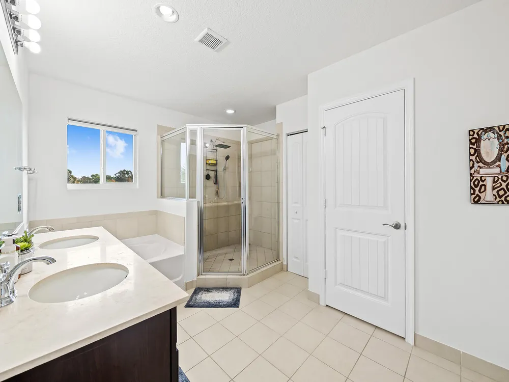 6830 Langdon Way, Lake Worth Beach, FL 33463