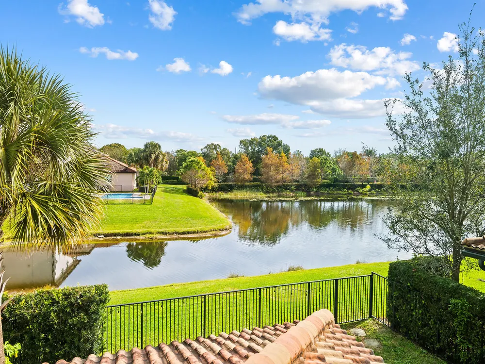 6830 Langdon Way, Lake Worth Beach, FL 33463