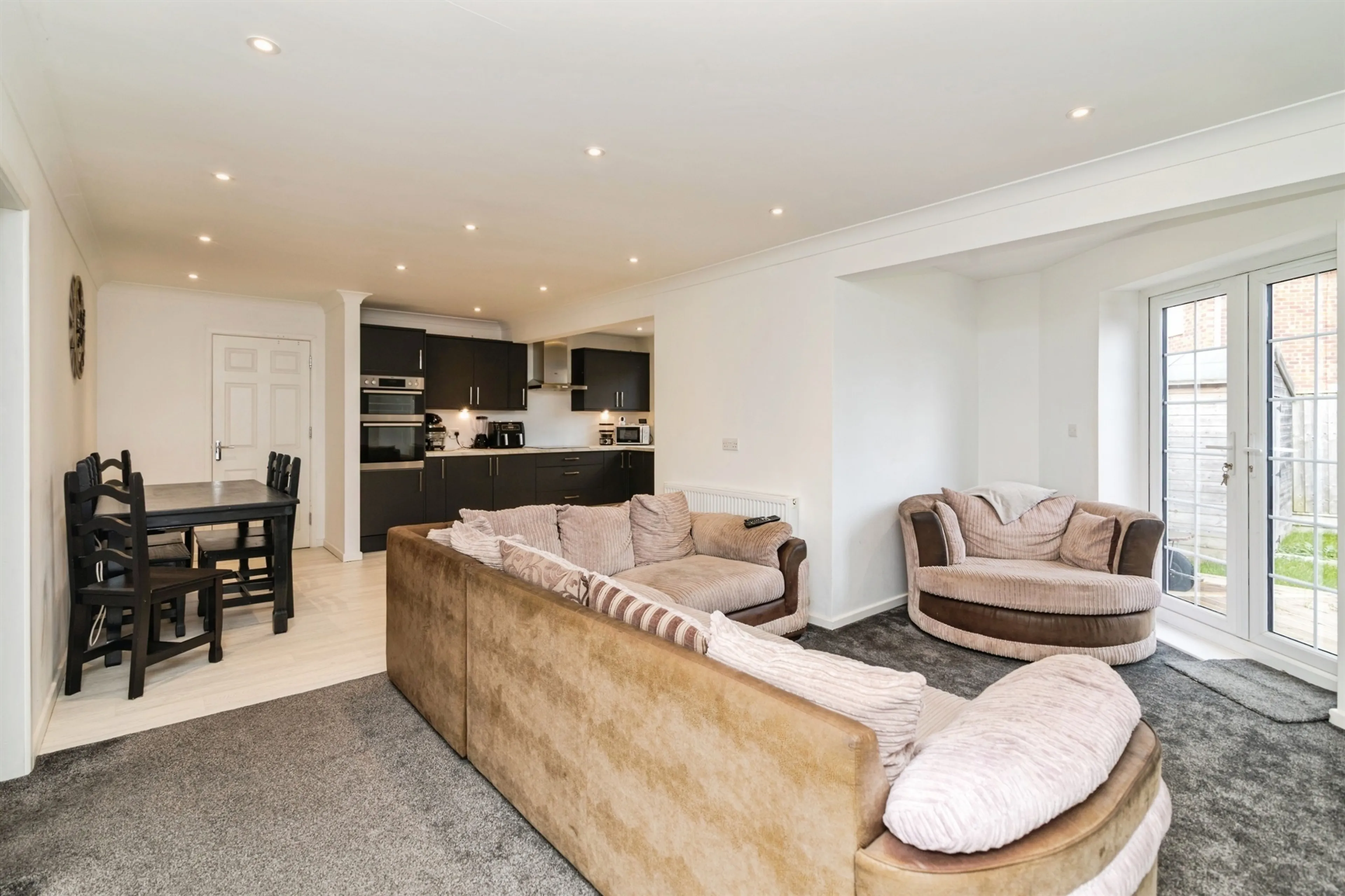 Property at Witney Green, LOWESTOFT