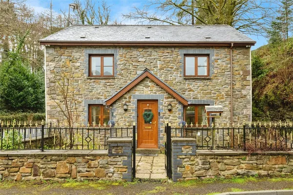 Station Road, Caehopkin, Abercrave, P...