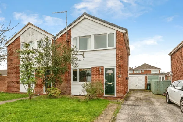 Sandon Crescent, Neston, Cheshire, CH64