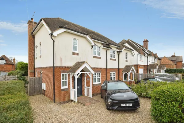 Merrow Street, Guildford, Surrey, GU4