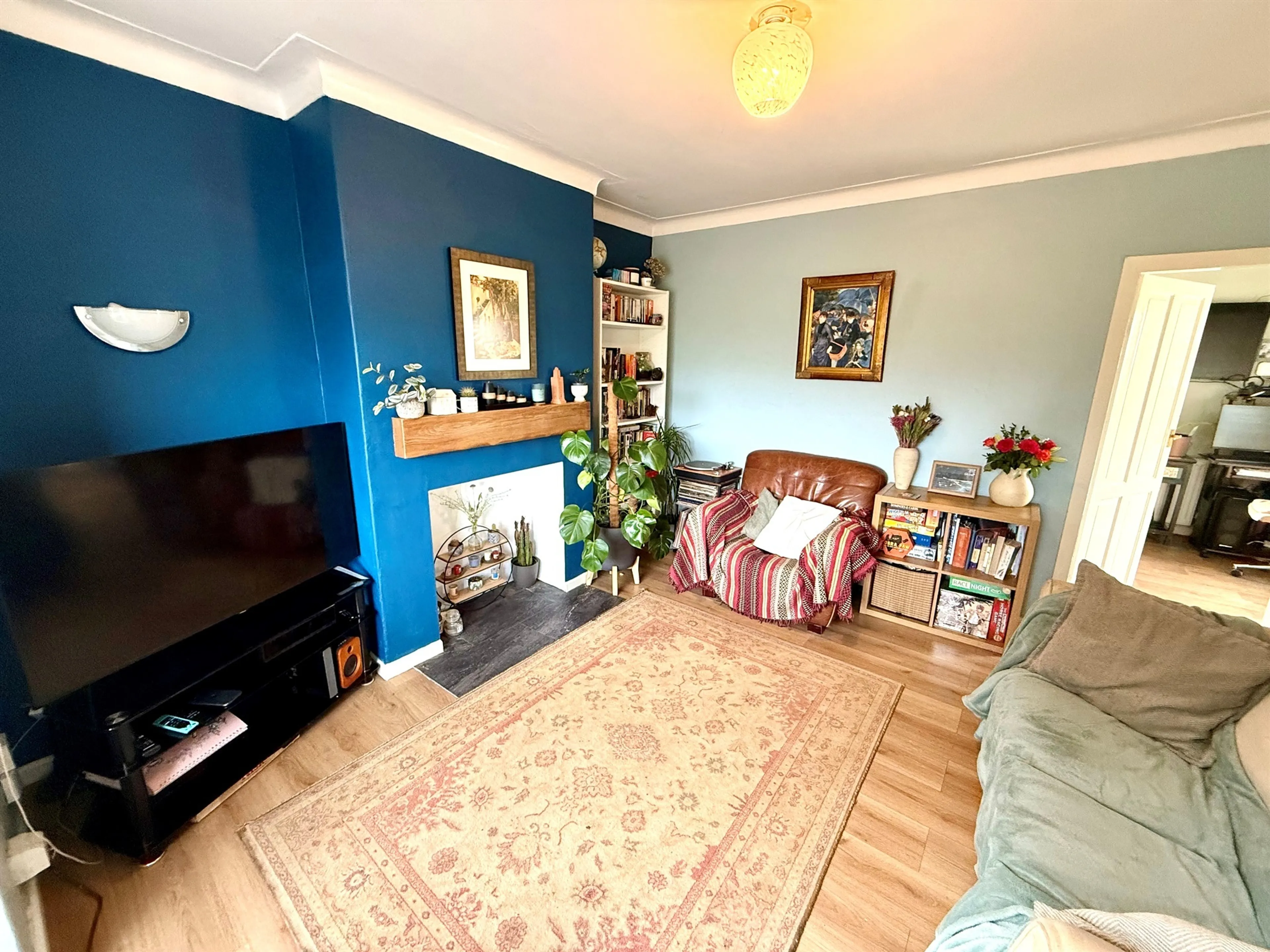 Property at Wrose View, Shipley