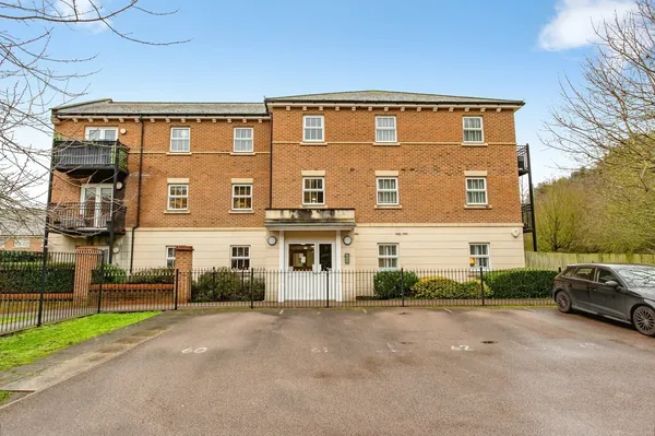 Empire Walk, GREENHITHE, Kent, DA9