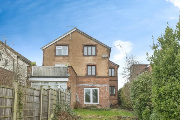 East Cliff Road, Tunbridge Wells, Ken...
