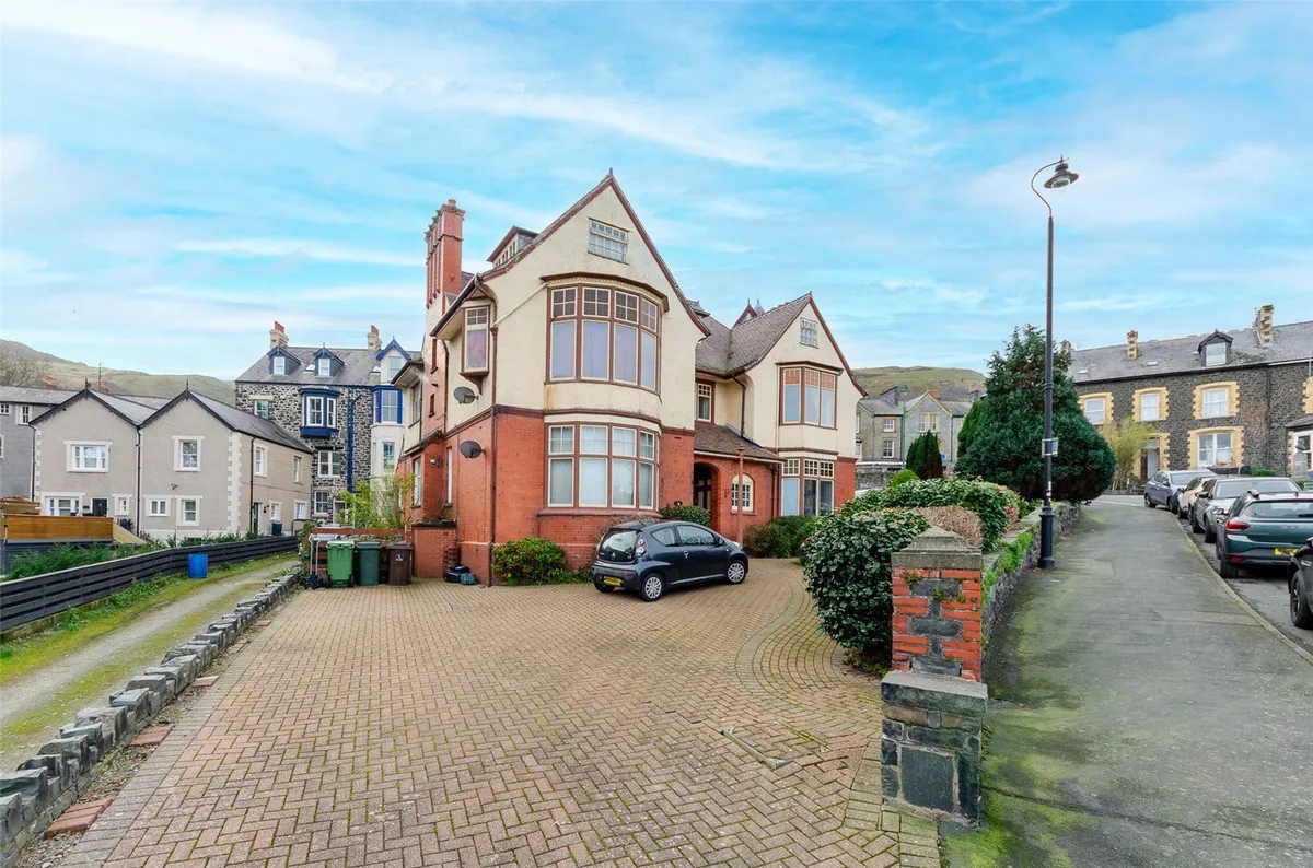 Paradise Road, Penmaenmawr, Conwy, LL34