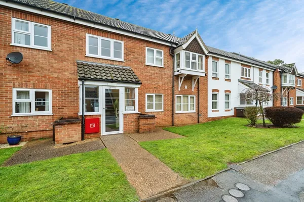 St. Margarets Gardens, Hoveton, Norwi..., Norwich