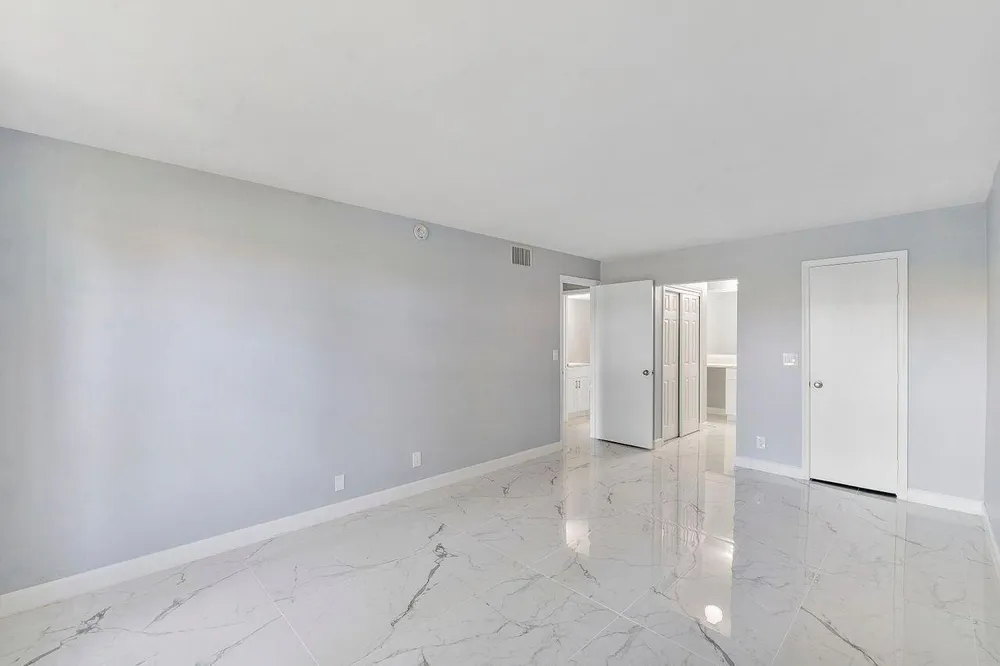 9960 Pineapple Tree Dr, Boynton Beach, FL 33436