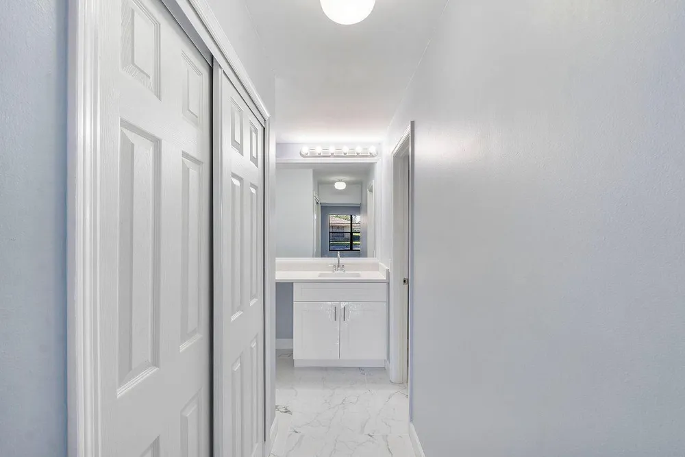9960 Pineapple Tree Dr, Boynton Beach, FL 33436