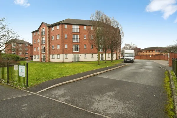 Giants Seat Grove, Swinton, Mancheste...