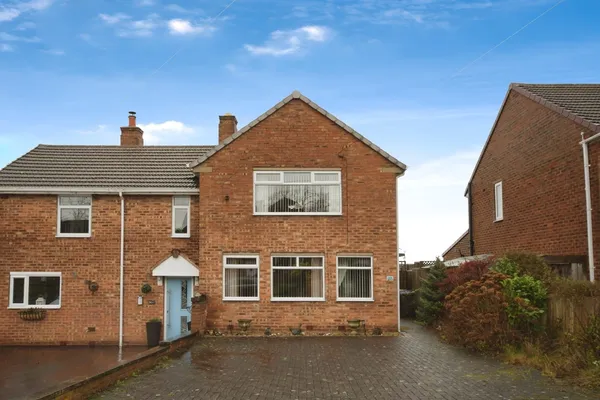 Rufford Close, Chesterfield, Derbyshi...