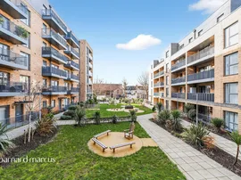 Powdermill Close, New Malden photo