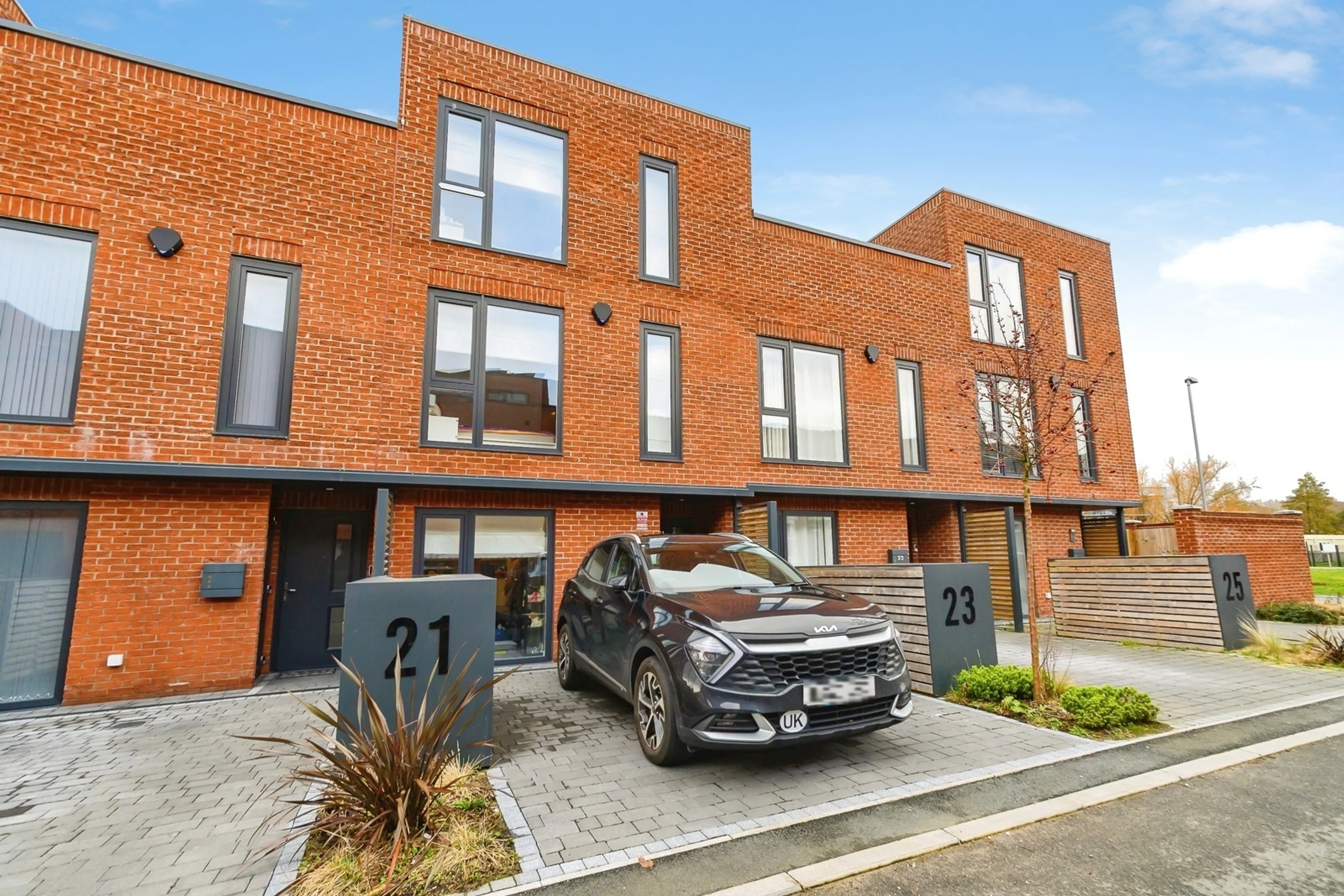 Property photo 0