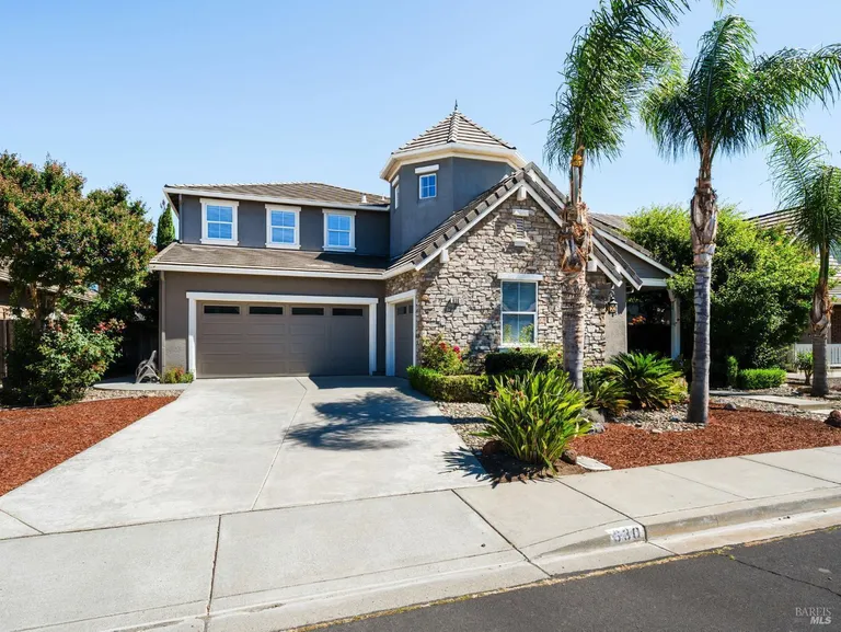 630 Purple Martin Dr, Vacaville, CA 95687
