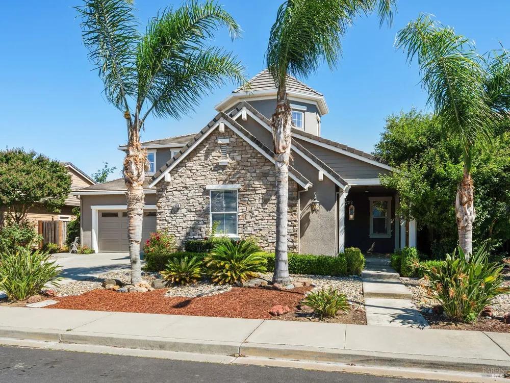 630 Purple Martin Dr, Vacaville, CA 95687