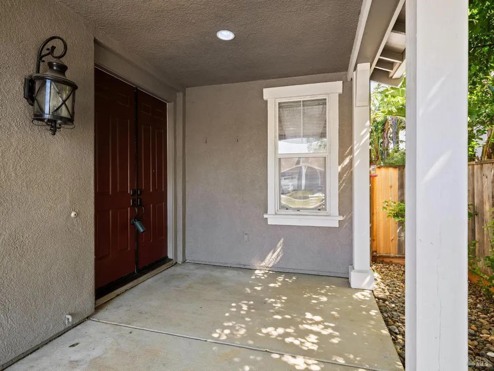 630 Purple Martin Dr, Vacaville, CA 95687