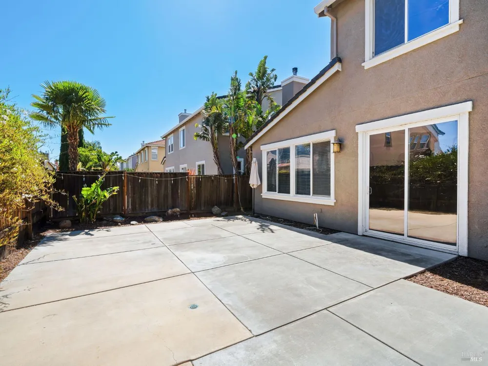 630 Purple Martin Dr, Vacaville, CA 95687