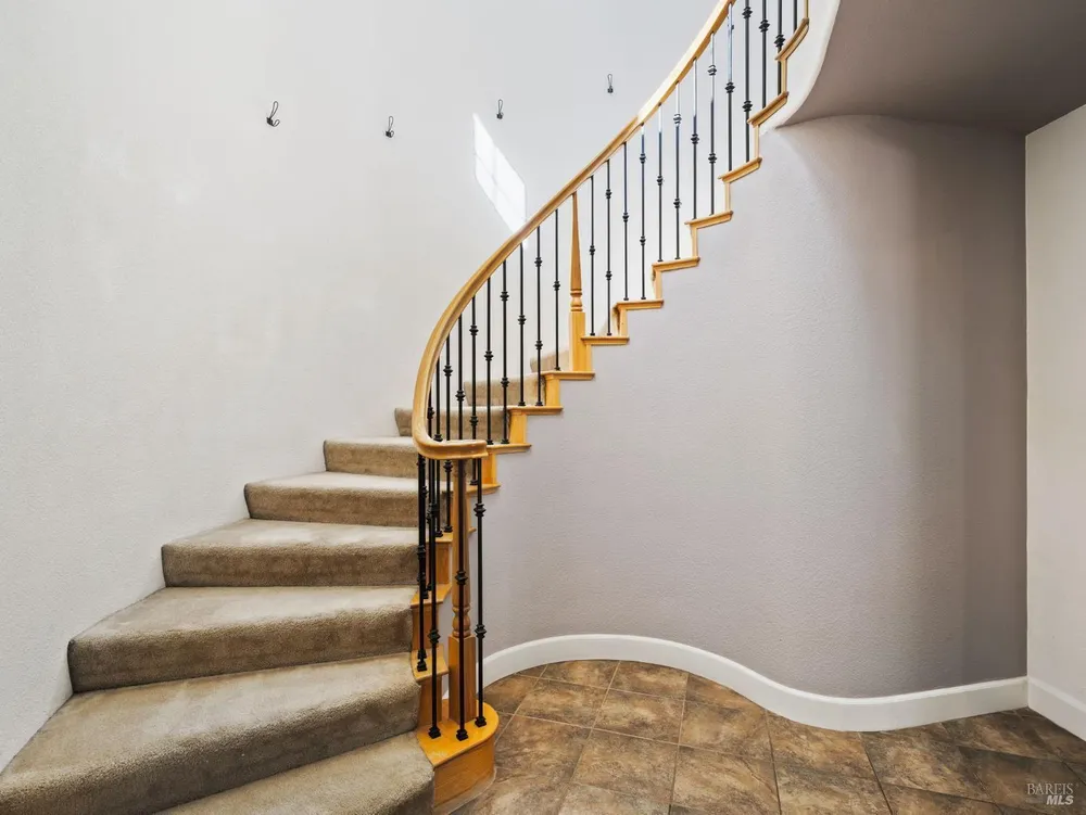 630 Purple Martin Dr, Vacaville, CA 95687