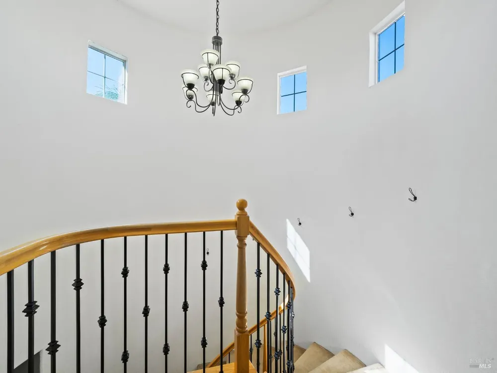 630 Purple Martin Dr, Vacaville, CA 95687