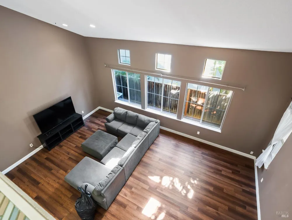 630 Purple Martin Dr, Vacaville, CA 95687