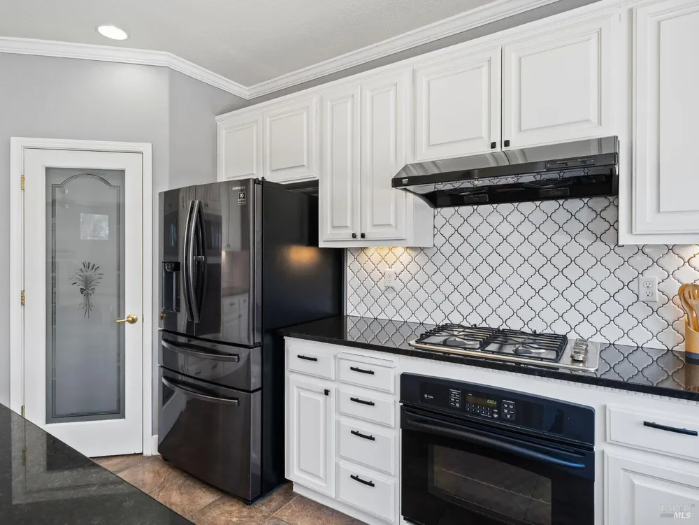 630 Purple Martin Dr, Vacaville, CA 95687