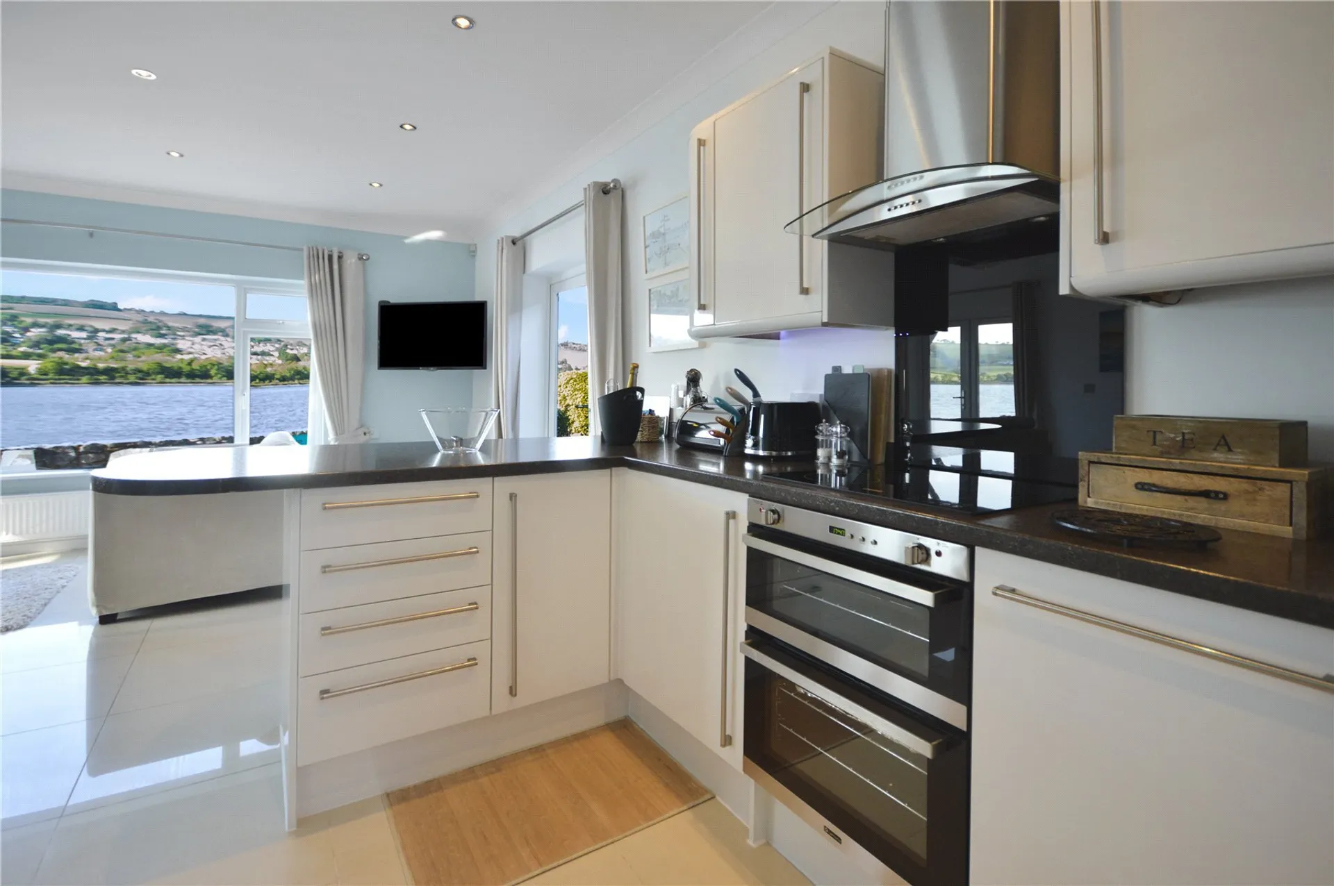 Property photo top 3