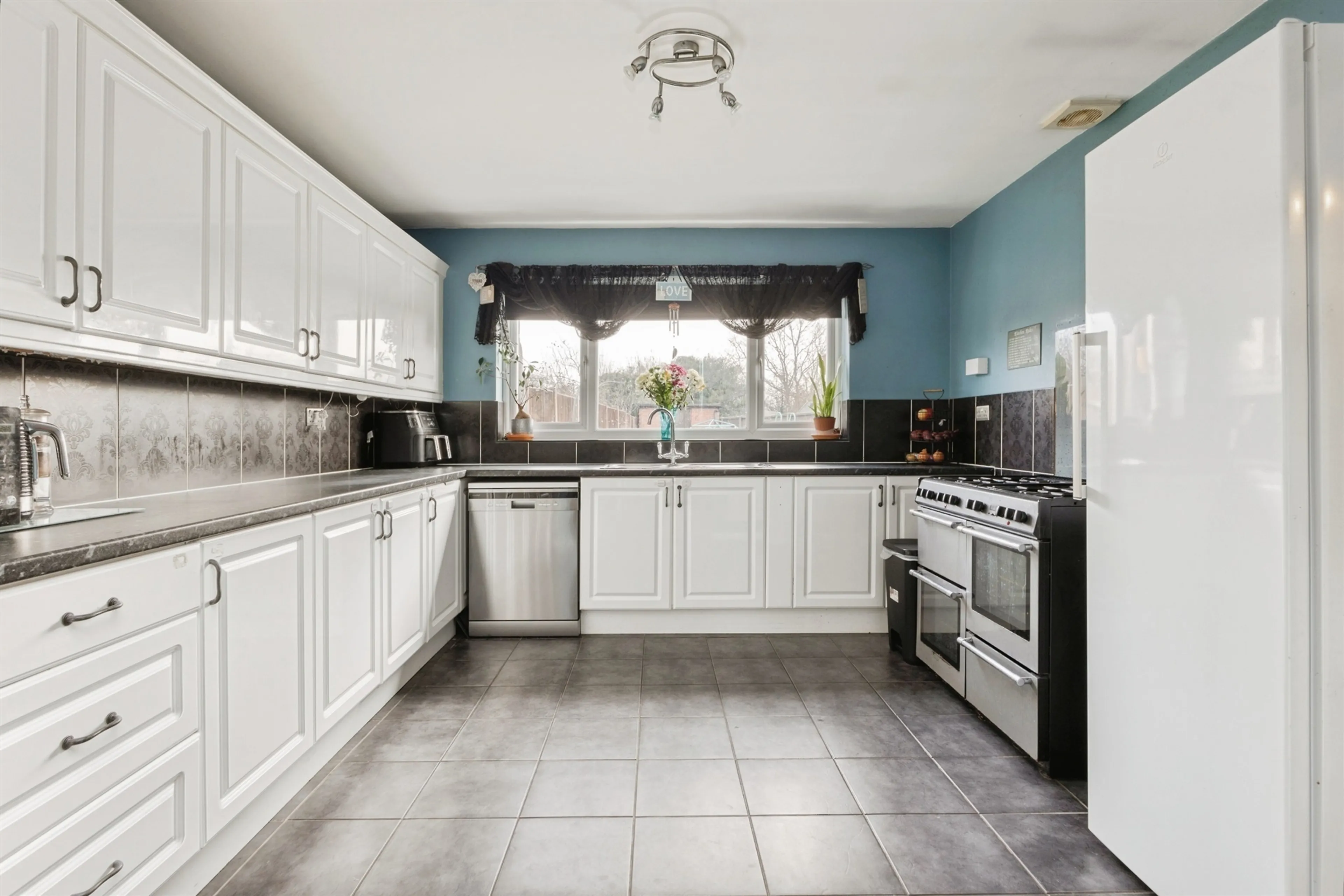 Property at Links Avenue, Norwich