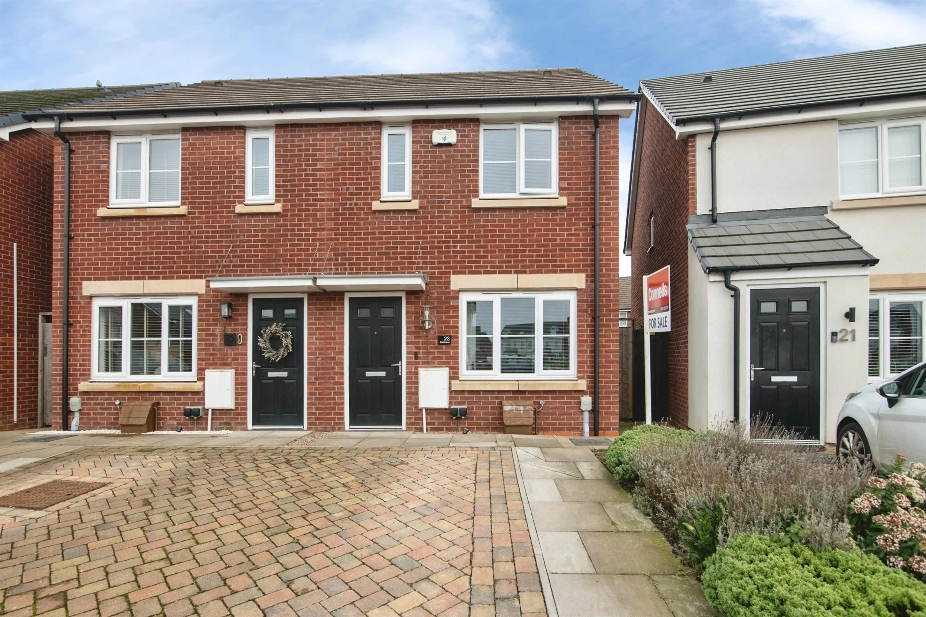 Property photo 0