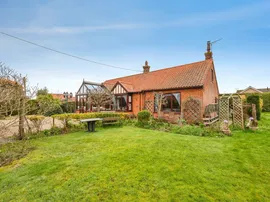 Hall Lane, Knapton, North Walsham photo