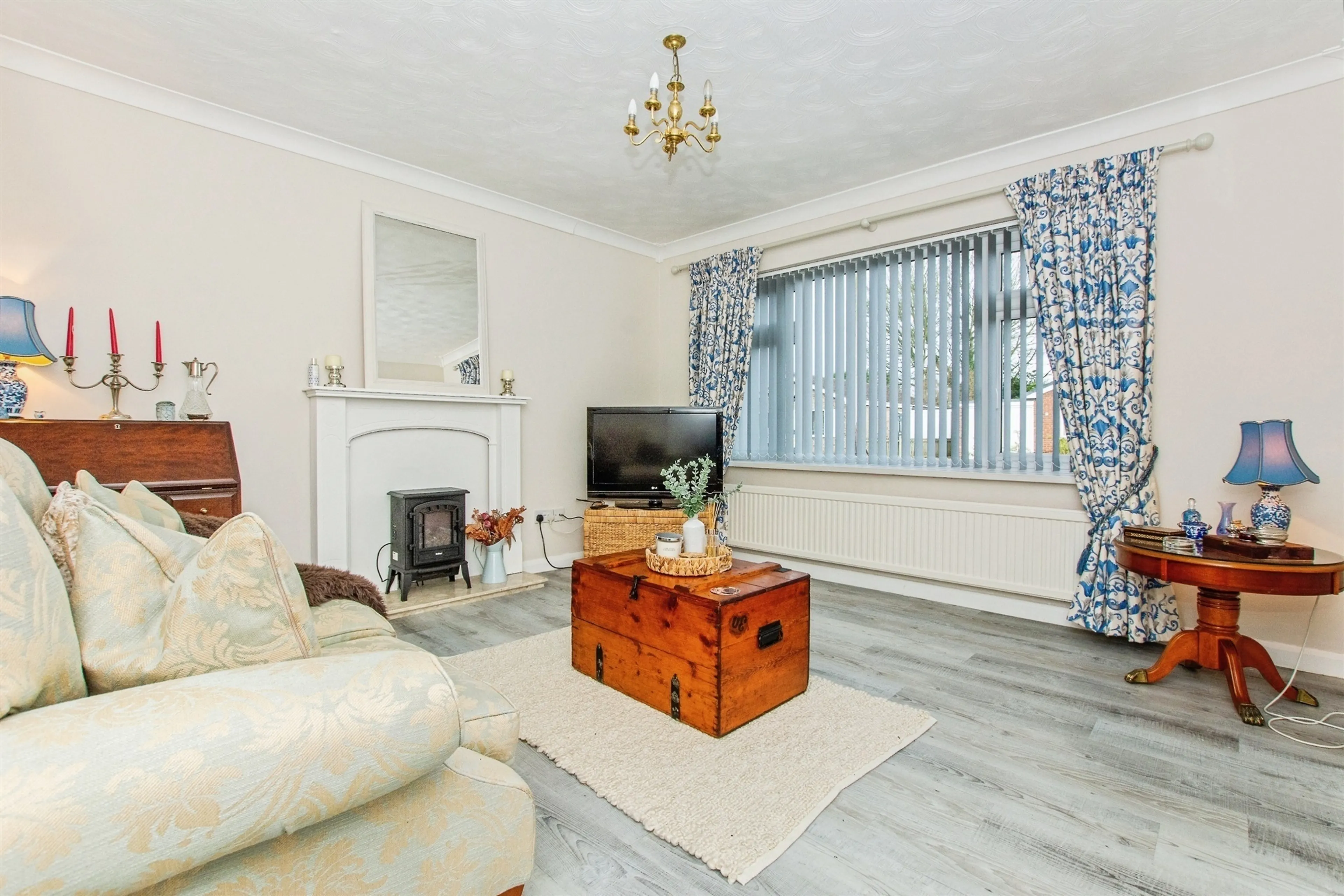 Property at Windsor Gardens, Long Sutton, Spalding